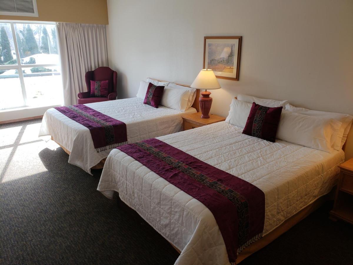 Totem Lake Hotel Керкленд Экстерьер фото